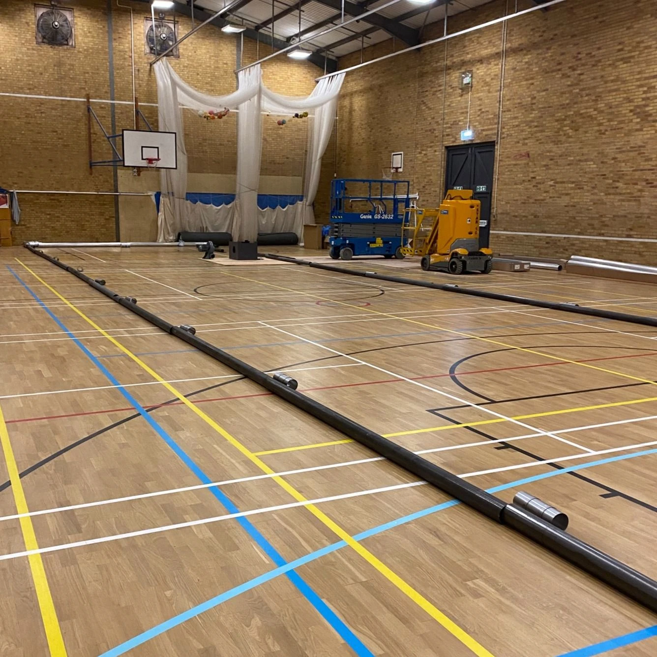 Radiant tube heating in school gym